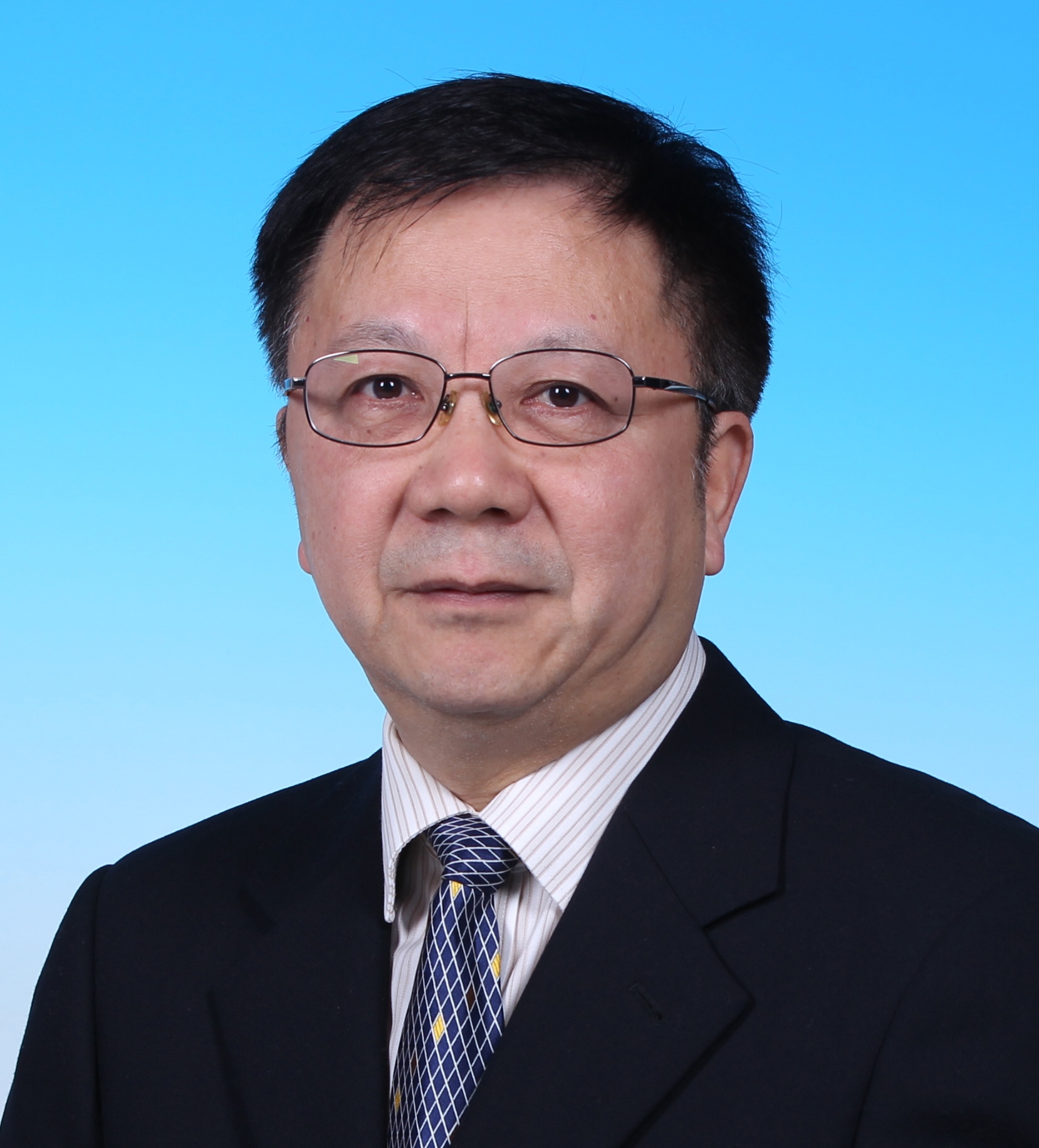 温维佳教授