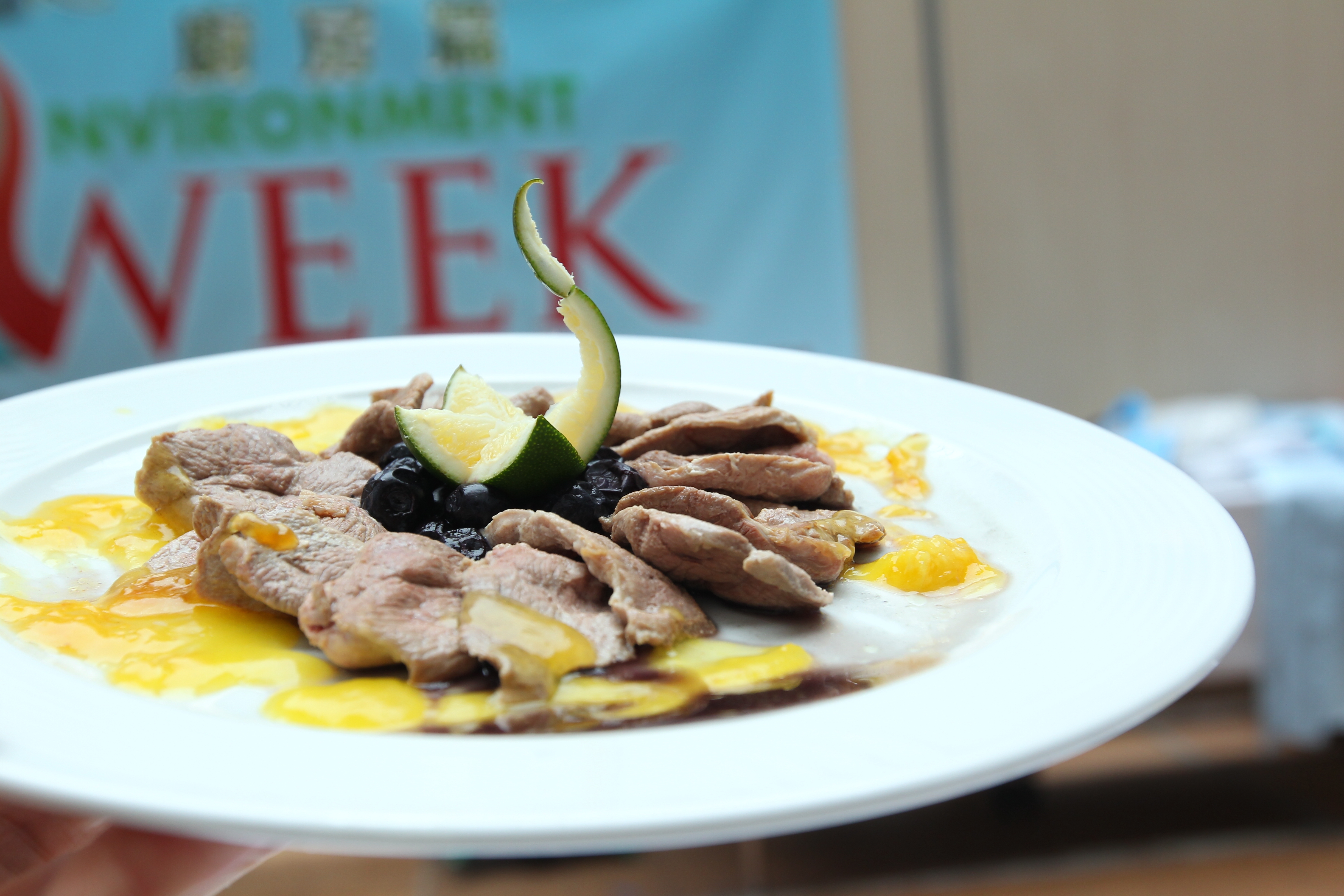  The ingredients of President Chan's dish include lime, blueberries and duck breast.