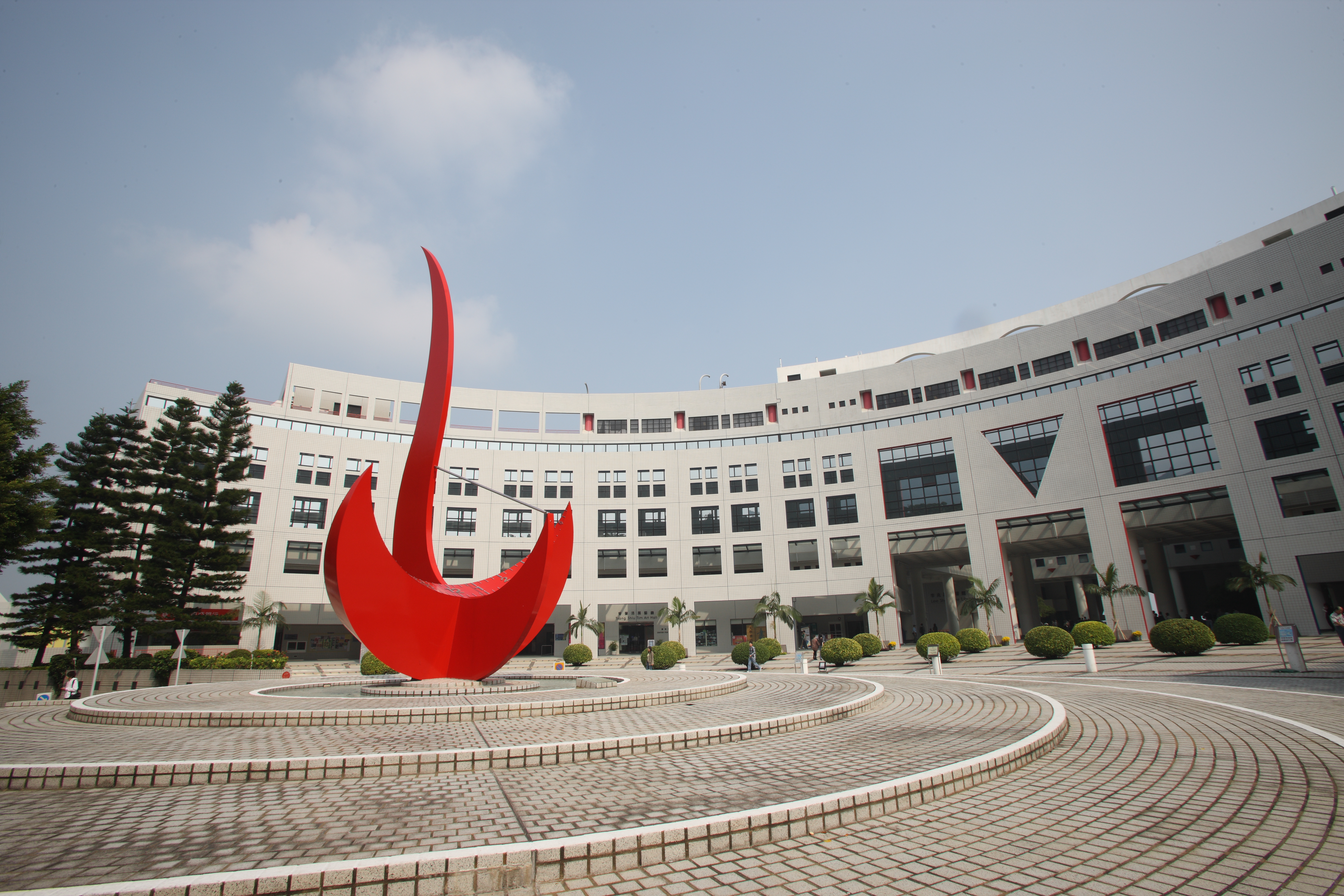 HKUST climbs to 11th in Chemistry and within top-20 in five engineering subjects in the newly-released Quacquarelli Symonds World University Ranking by Subjects.