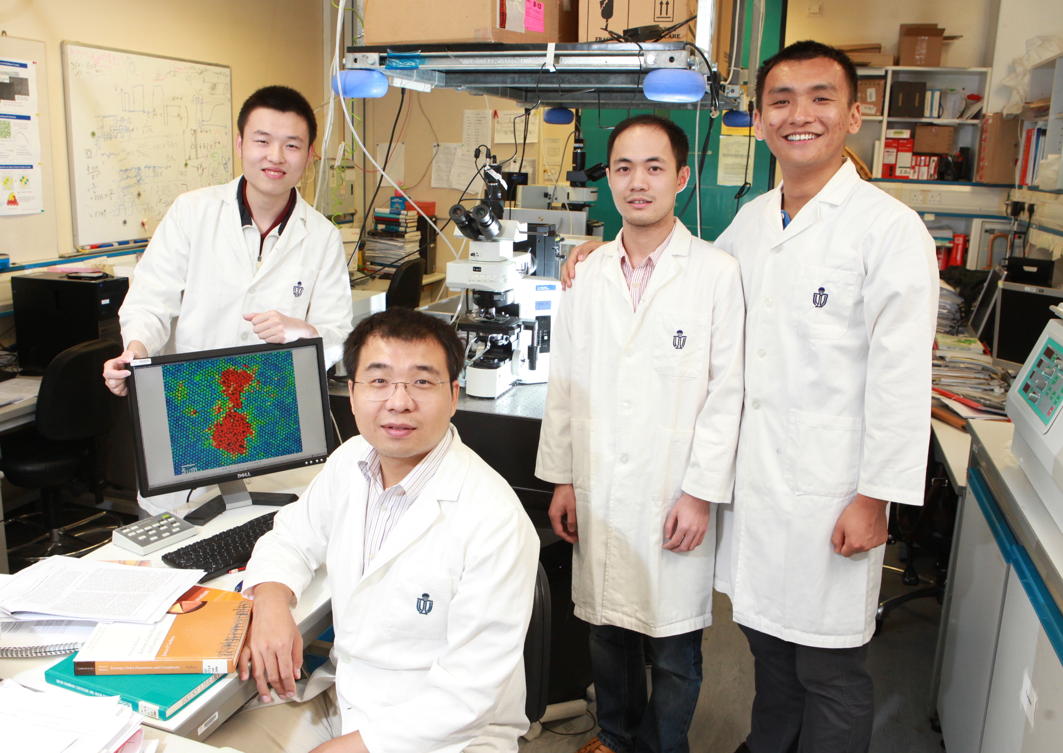 HKUST research team achieves the first direct observation of homogeneous crystal melting at single-particle Level.